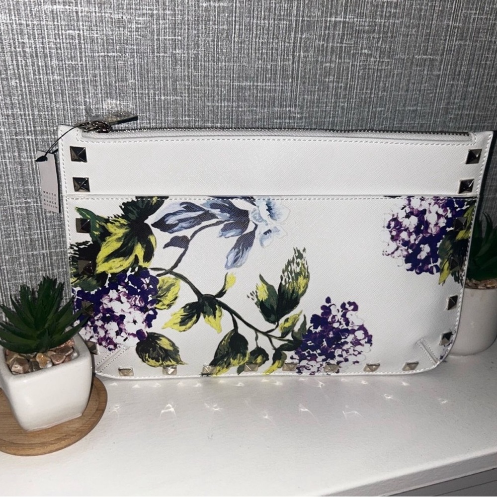 White House Black Market Floral White Clutch Bag